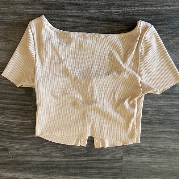 Revolve X SNDYS Ardin Rib Short Sleeve Crop Top in Nude/Tan - Picture 3 of 4